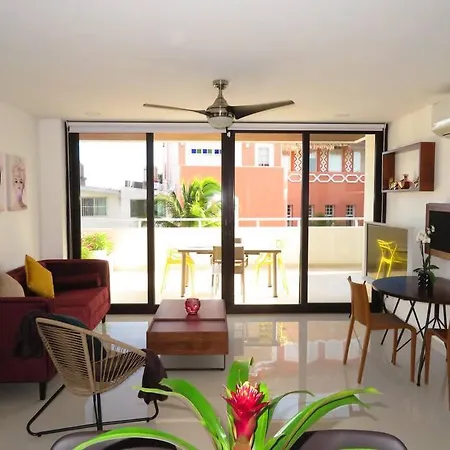 Elegant Apartment Well Located In The Hotel Zone Of Cancún Extérieur photo